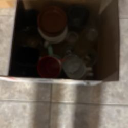 Box Or Miscellaneous Cups And Small Bowls