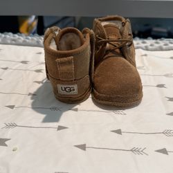 Uggs Size 4/5
