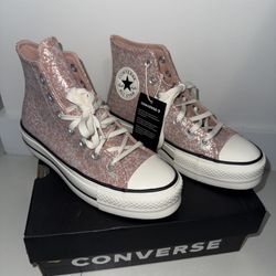 CONVERSE Chuck Taylor All Star NEW WITH BOX 