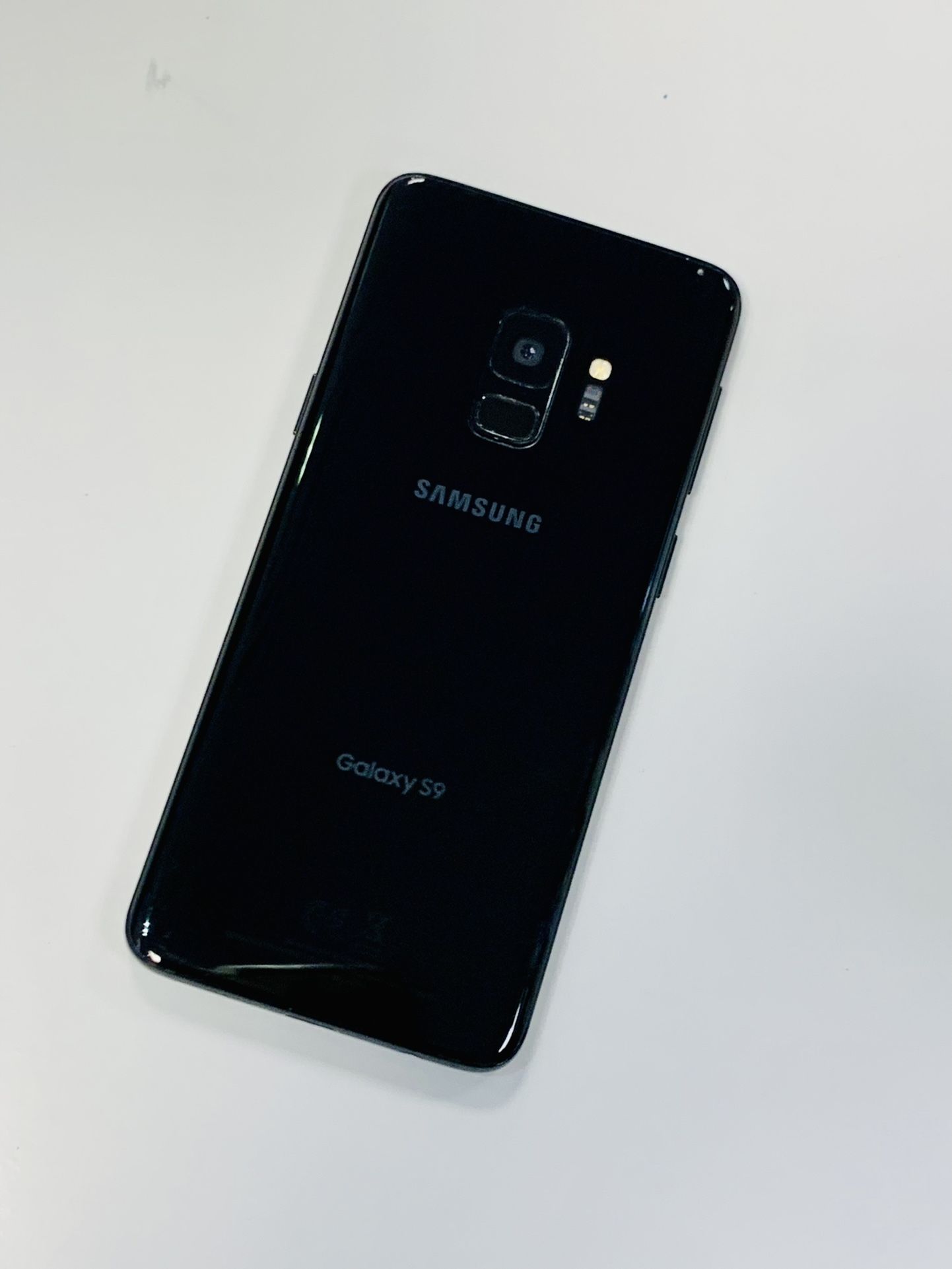 Galaxy’s 9 64GB Fully unlocked