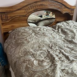 Wood 5 Bedroom Set - Well Maintained & Good Condition 