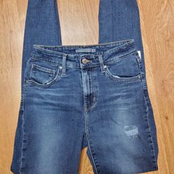 Levi Strauss 721 High Rise Skinny Jeans | Size 26 | Medium Wash 