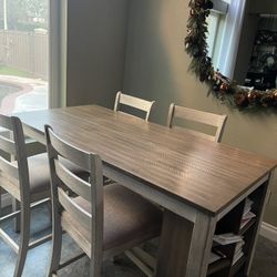 Dining Table Set $200
