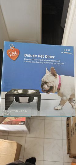 Set of 2 dog bowls