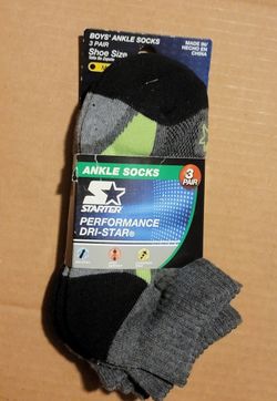 Boy's Ankle Sock Packs $3 each (Two Available In Size 9 - 2.5)