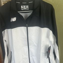 NB WINDBREAKER XL JACKET Black/White 