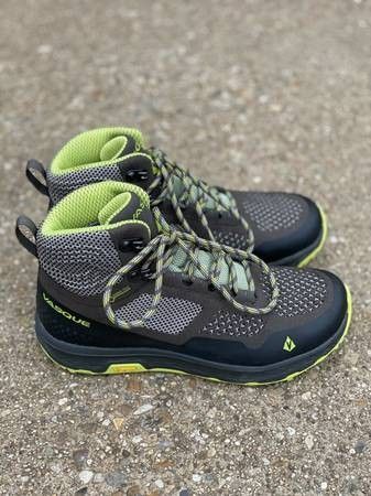 NEW Vasque Breeze LT GTX Gore-Tex Hiking Shoes Womens sz 7