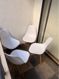 Set of 4 IKEA Chairs