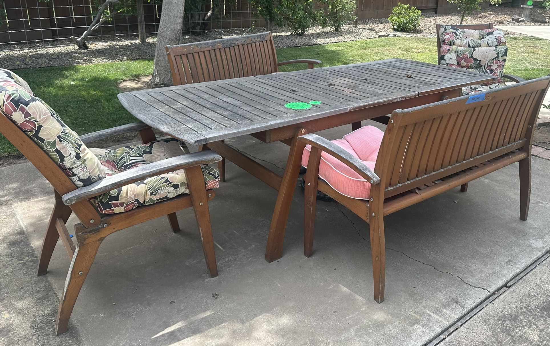 Outdoor Patio Expandable Table w/ 2 Benches, 2 Reclining Chairs, and 2 Tablecloths