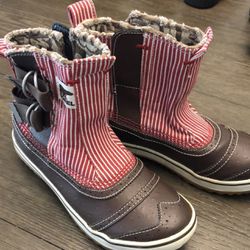 New!! Sorel Boots! Size 6.5