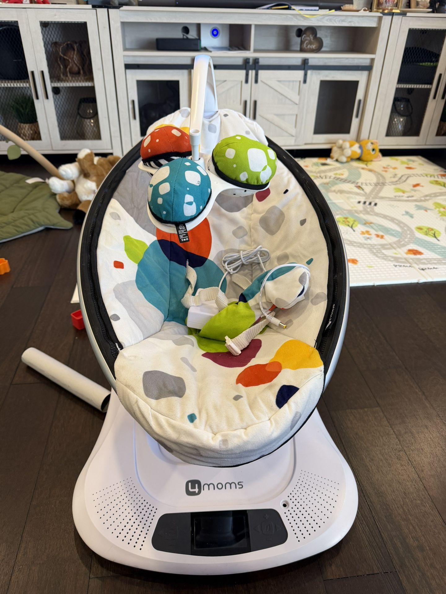 4 MOMS MAMAROO