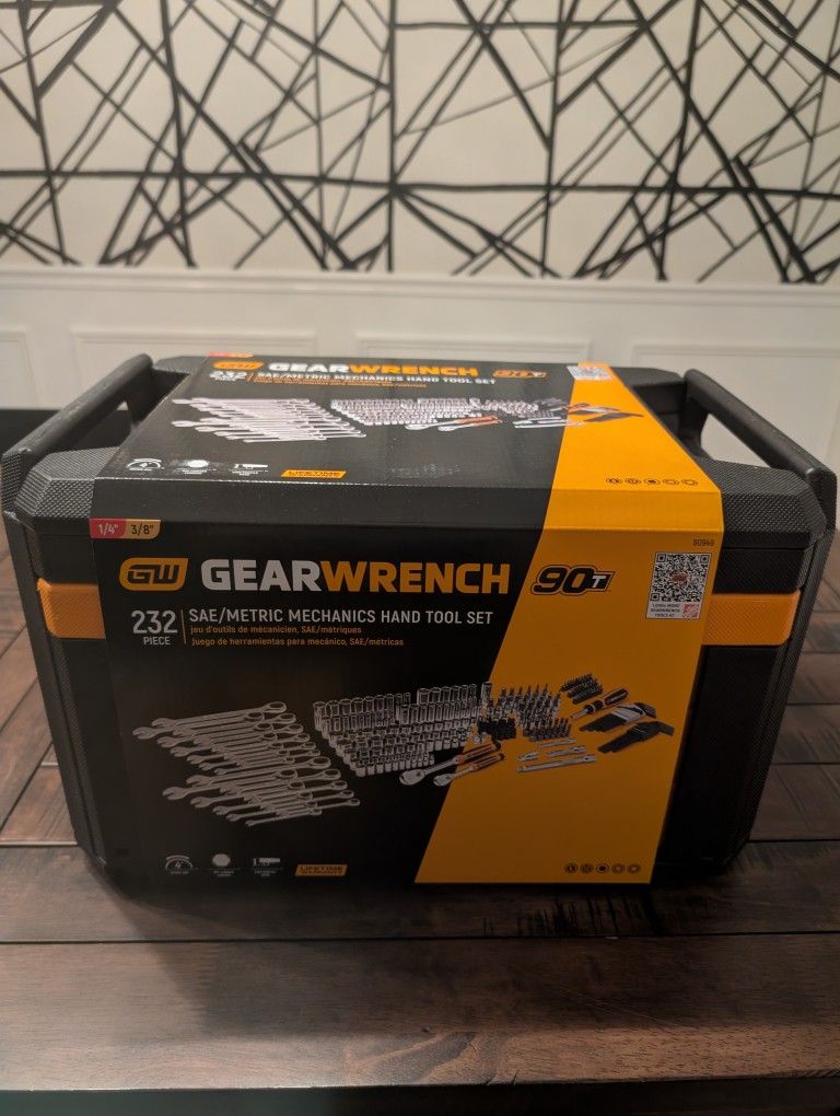 *NEW* GEARWRENCH 232-Piece 1/4 3/8 in Drive 90-Tooth Deep SAE/Metric Mechanics Tool Set 3-Drawer