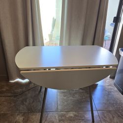 Crate & Barrel Dining Room Set 