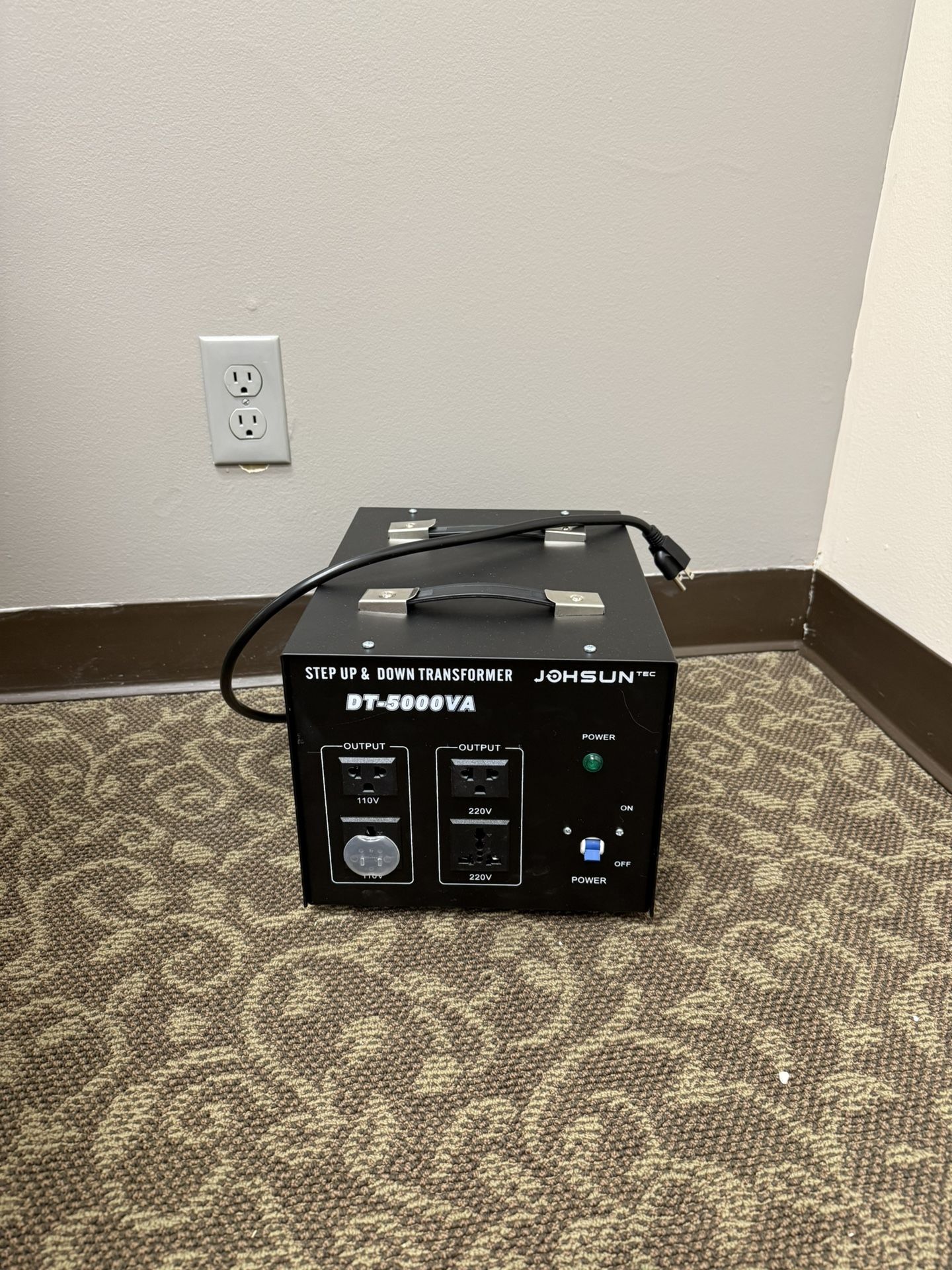 Step Up And Down 5000 W Transformer