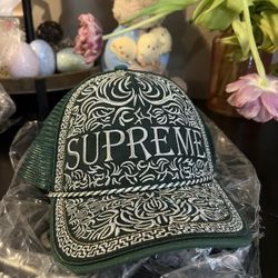 New Supreme Mesh Hat