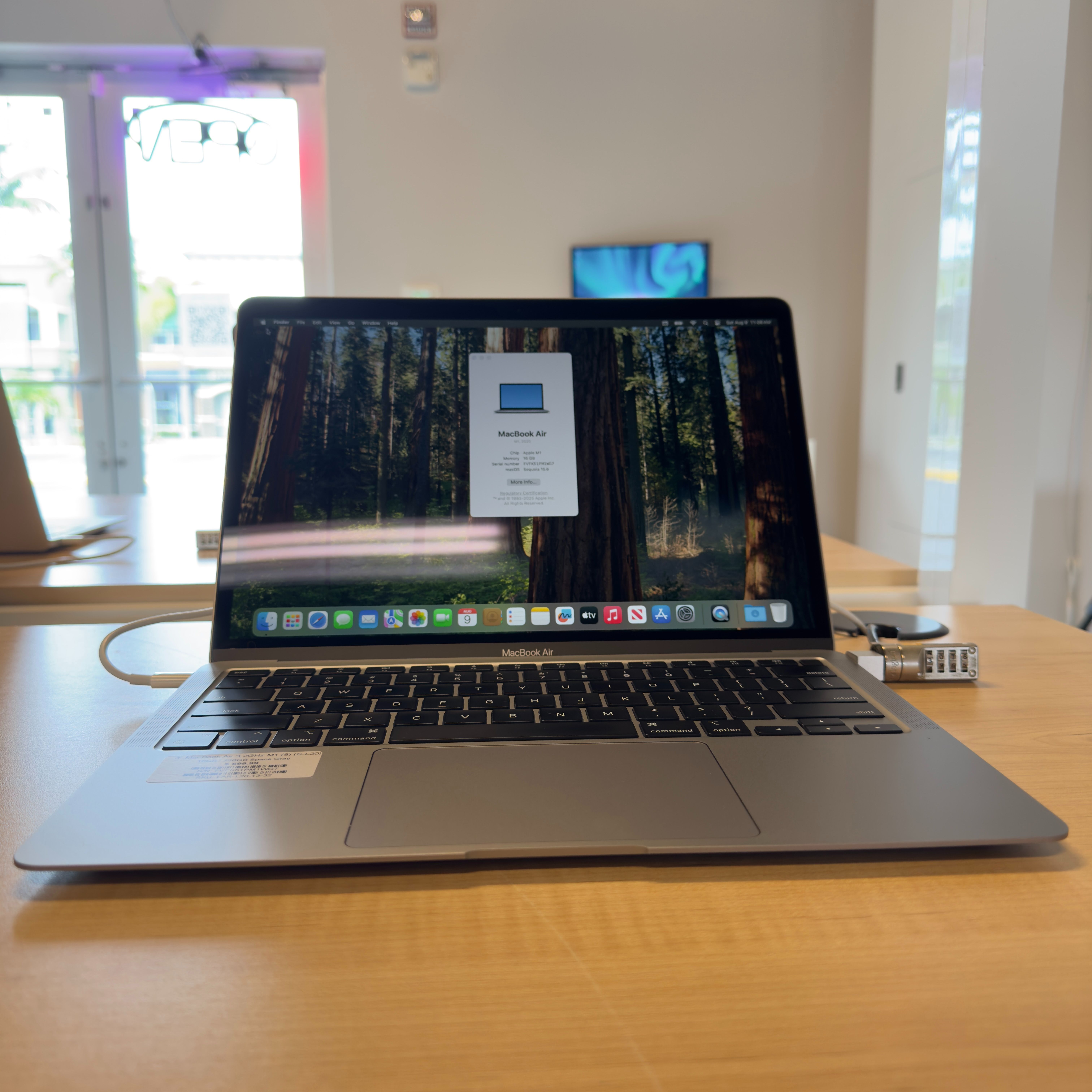  Late 2020 MacBook Air 13" M1 – 16GB RAM / 256GB SSD – Space Gray
