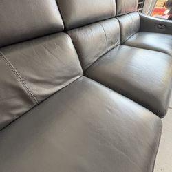 Electric Reclining Couch