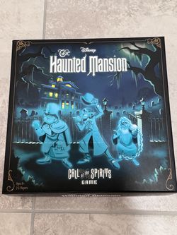 Dsney Haunted House Call of the Spirits Board Game