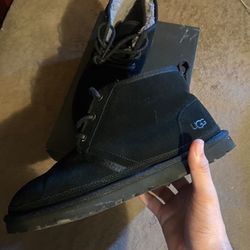 black uggs 
