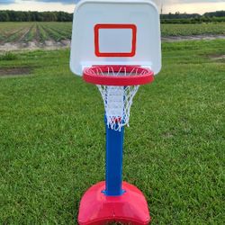 Play Day Jump N' Slam  Adjustable Basketball Goal with a Breakaway Rim! 