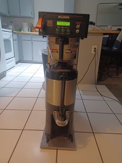 Burns Commercial coffee maker $200
