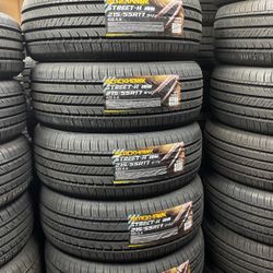 215/55R17 Marca Blackhawk Nuevas Y GarantΓzadas