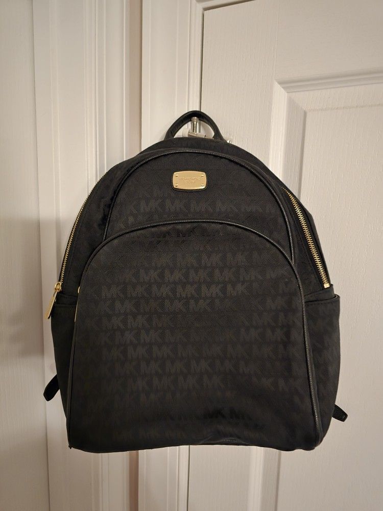 Authentic MICHAEL KORS Mini Abbey Small Backpack Black Canvas Signature MK Logo