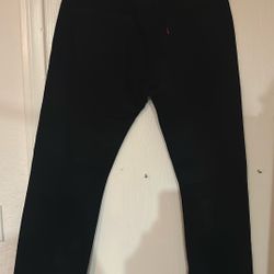 Solid Black Levis Jeans
