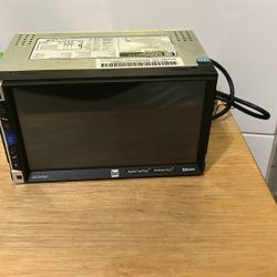 Dual Radio With Apple Car Play