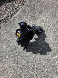 CAMOO ADJUSTABLE TRAILER HITCH