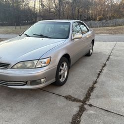 2000 Lexus ES 300