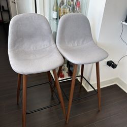 Bar Stools / High Chairs