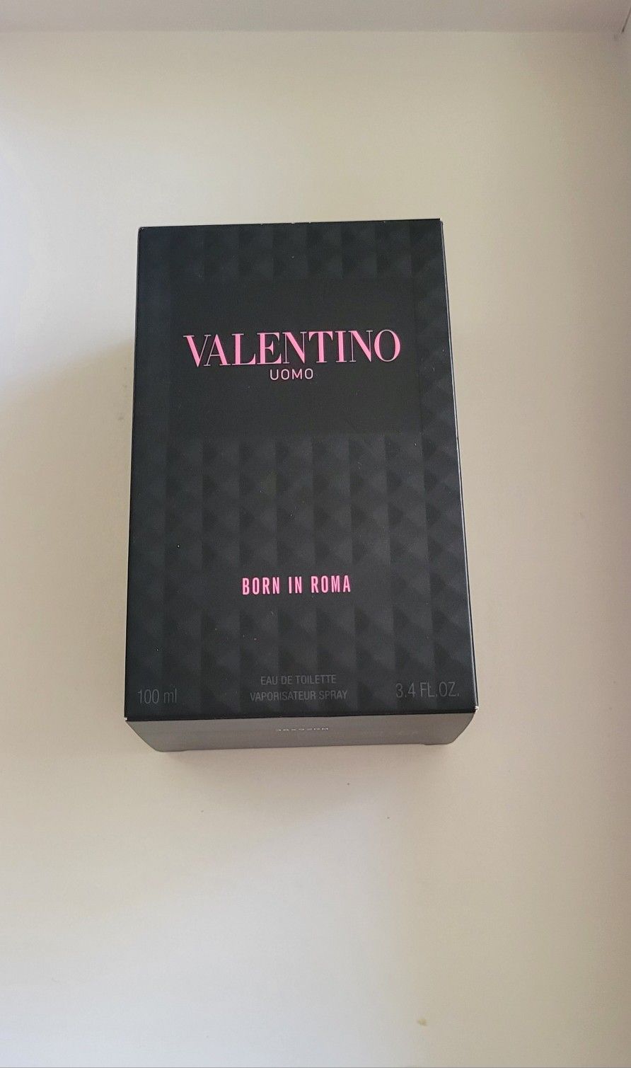 VALENTINO BORN IN ROMA
