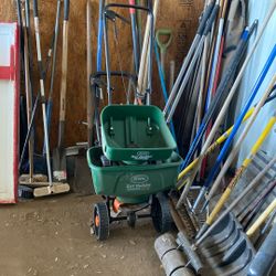 Scott’s Seed Spreaders