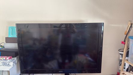 47 Inch Seiki TV