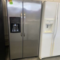 FRIGIDAIRE STAINLESS STEEL SIDE BY SIDE REFRIGERATOR SIDE BY SIDE REFRIGERATOR 