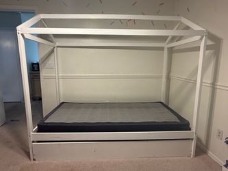 Kids twin bed - trundle