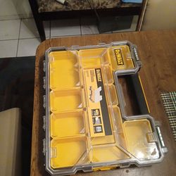 New DeWalt 10 Cup Pro Organizer