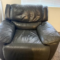 Black recliner sofa 