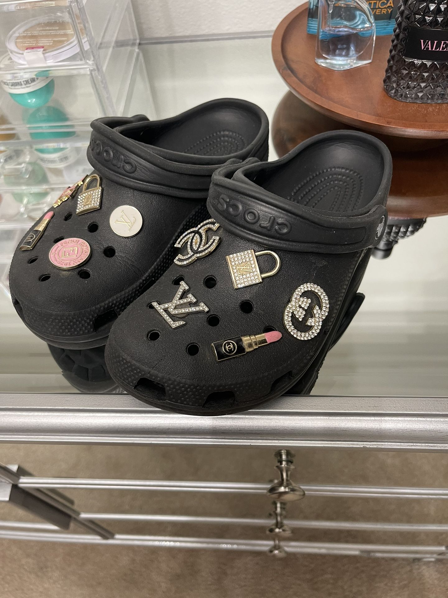 louis vuitton crocs