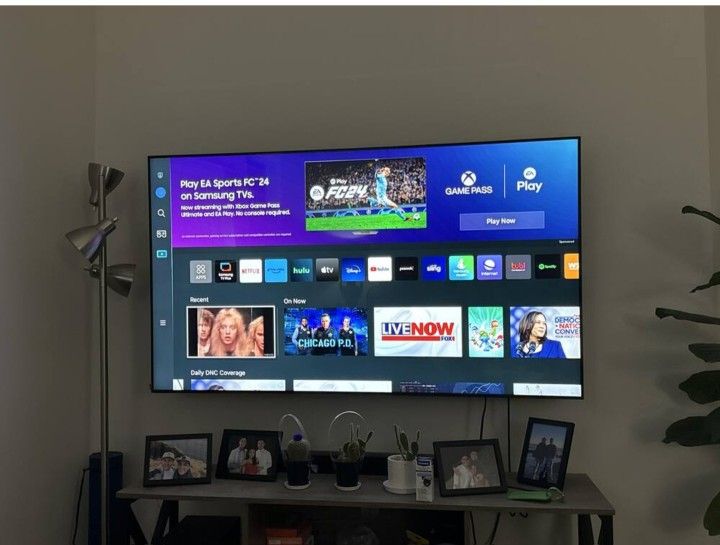 Samsung 65 inch TV CU7000