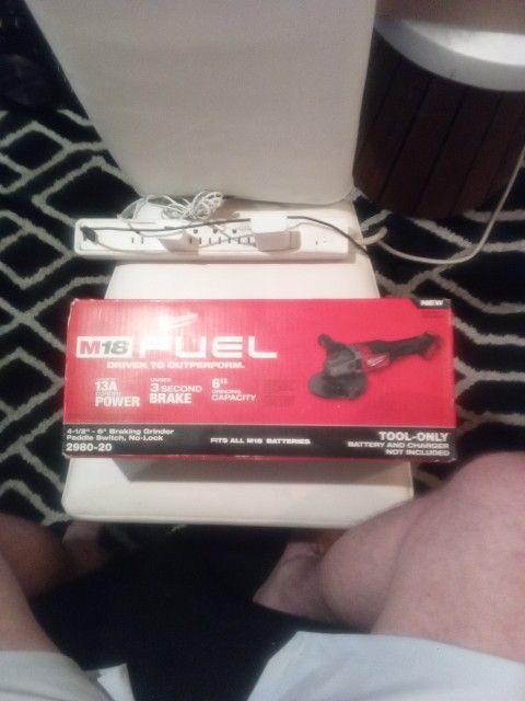 Milwaukee M18 Fuel 4 1/2"-6" Braking Cordless Grinder Paddle Switch, No-lock 2980-20