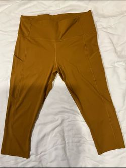 Lululemon High-Rise Cropped Leggings with Side Pockets
