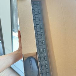 Brand New Dell Wireless Keyboard and Mouse Set