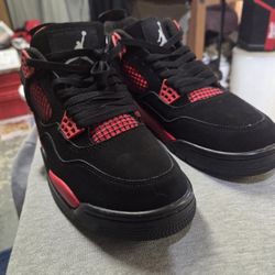 AirJordan Retro 4 Red Thunder 8.5