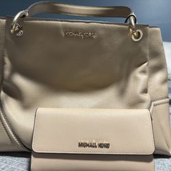 Michael Kors Purse and Wallet Combo