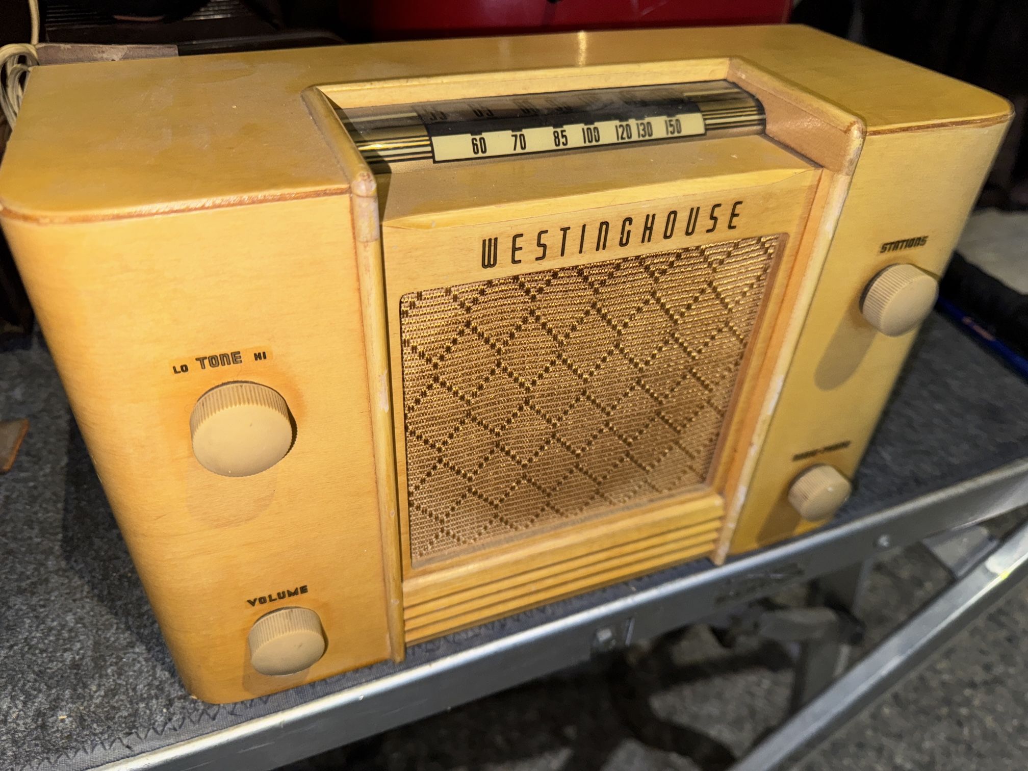 1940s Westinghouse Radio - Wood Blonde table top - Yes Works 