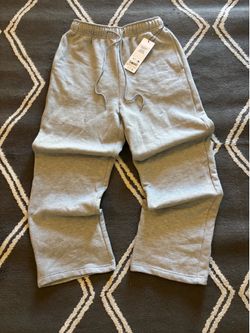 Alo Sweats Grey Uncuffed
