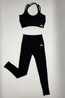 Black Two Piece Workout Set 