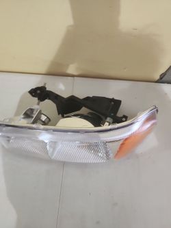 Feberg Headlight Assembly Passenger Right RH Fits 1(contact info removed) GMC Sierra / Yukon